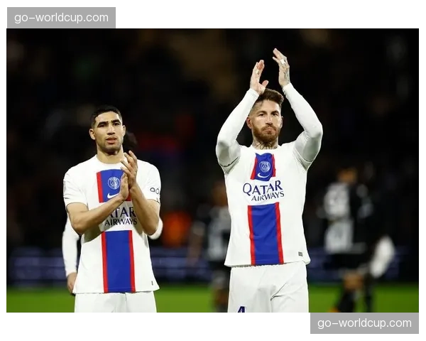 昂热0-2不敌洛里昂，遭遇主场三连败