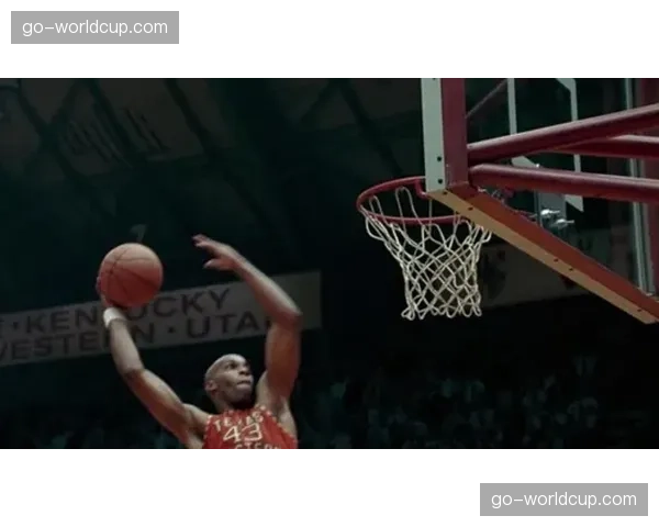 体育电影《一传》开机,讲述高中篮球队凭借快攻战术实现逆袭 体育电影《一传》开机,讲述高中篮球队凭借快攻战术实现逆袭