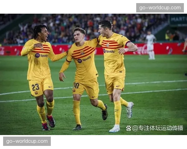 西甲门将出球报告：2026赛季长短传选择比例显著变化